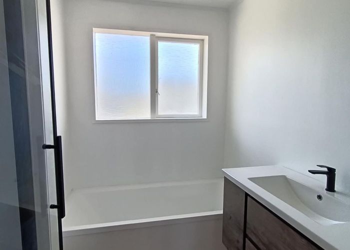  at 1 Otira Grove, Kelson, Lower Hutt