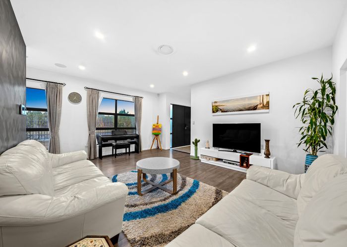  at 32 Tir Conaill Avenue, Flat Bush, Manukau City, Auckland