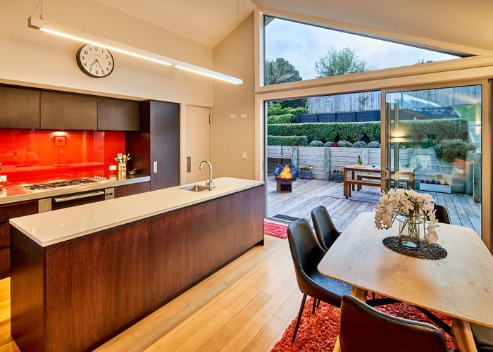  at 71 Standen Street, Karori, Wellington