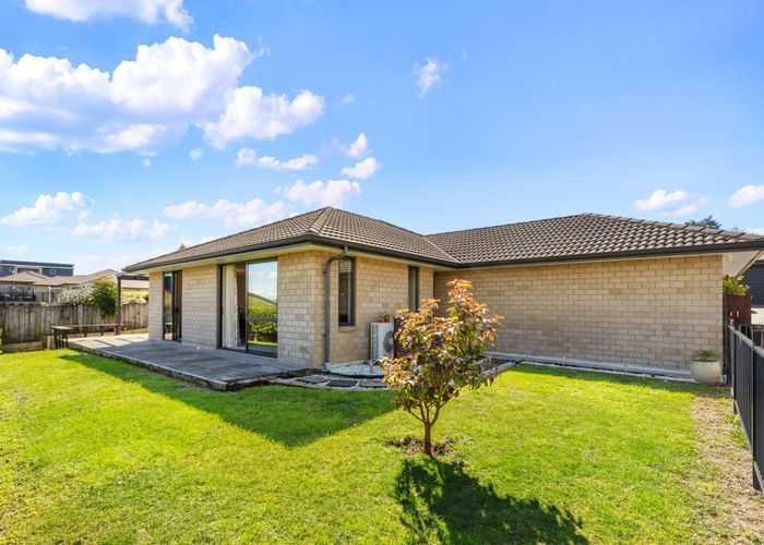  at 8 Ballintoy Park Drive, Welcome Bay, Tauranga, Bay Of Plenty