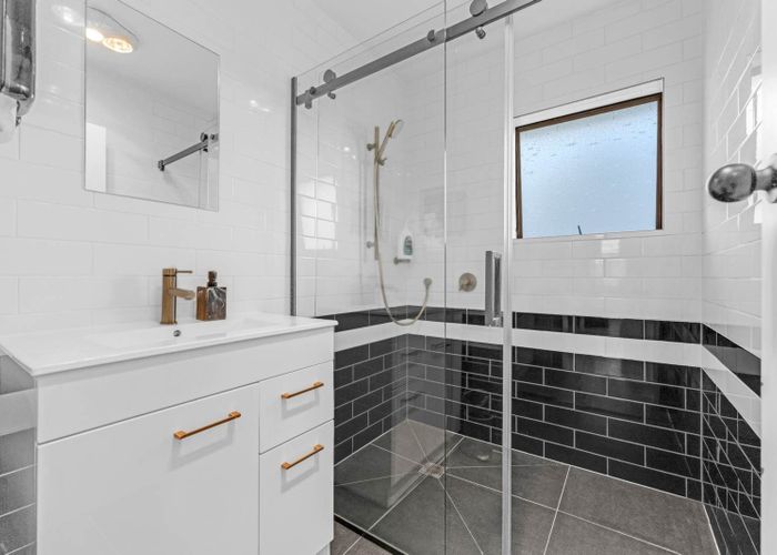  at 1/7 Evelyn Street, Papatoetoe, Manukau City, Auckland