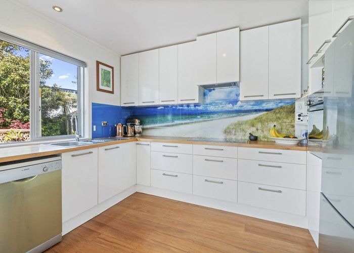  at 192 Lake Road, Belmont, Auckland