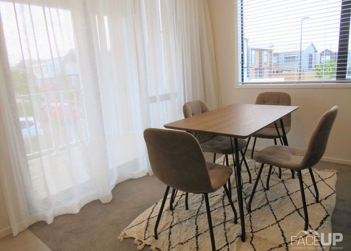  at 20 Pukewhero Rise, Westgate, Waitakere City, Auckland