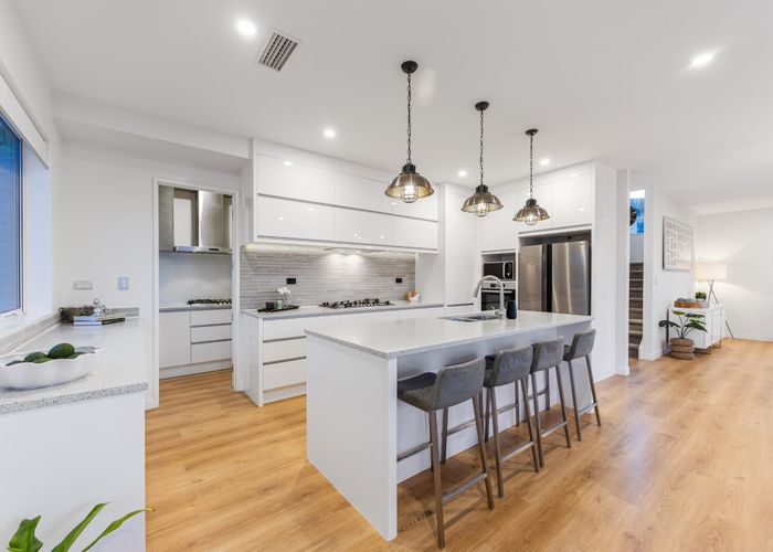  at 32 Cavalli Road, Long Bay, Auckland