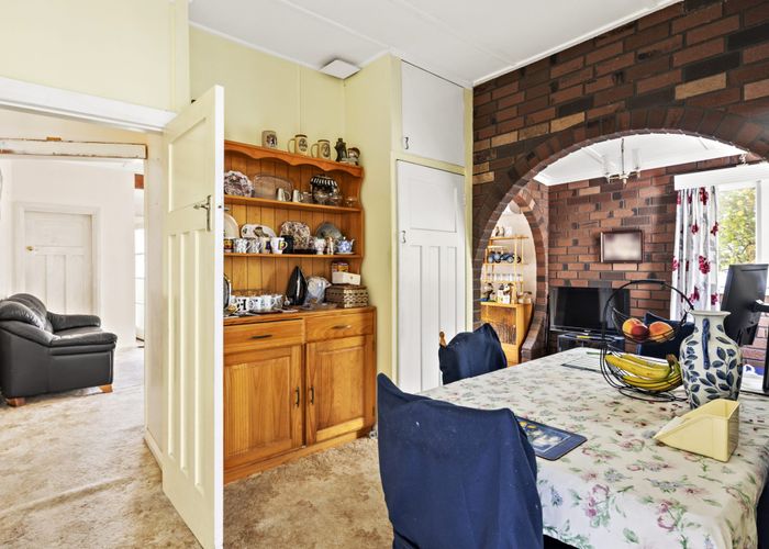  at 6 Awarua Street, Ngaio, Wellington