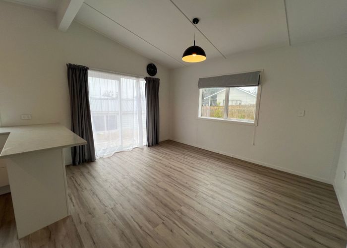  at 21a Patts Avenue, Glendene, Waitakere City, Auckland