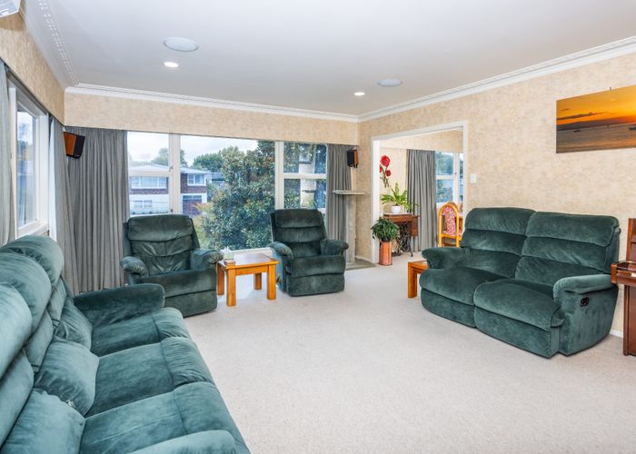  at 5 Jennifer Place, Chartwell, Hamilton