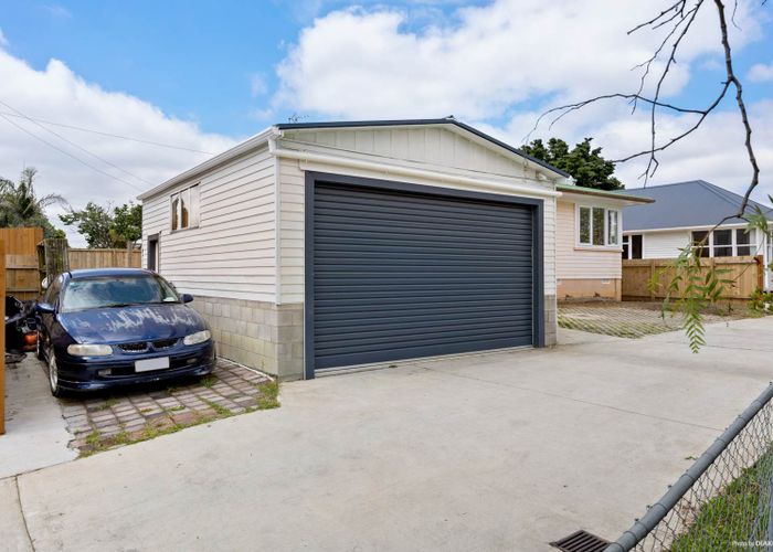  at 12 Challinor Street, Pakuranga, Auckland