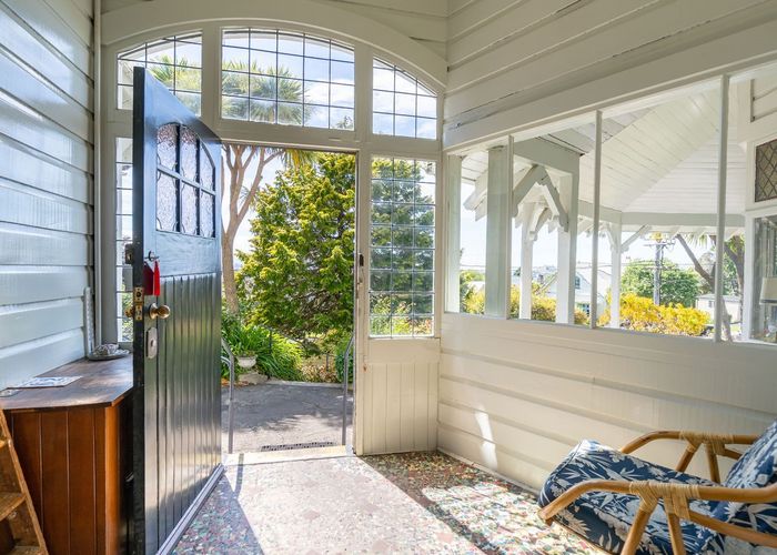  at 62 Norfolk Street, Saint Clair, Dunedin