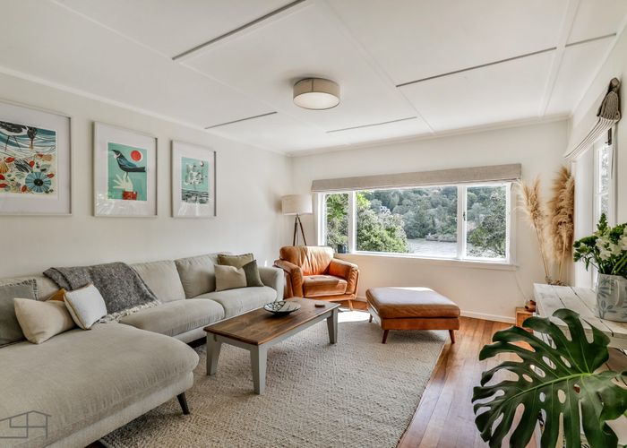  at 4 Aydon Road, Titirangi, Waitakere City, Auckland