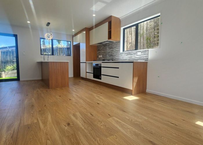  at 90A West Harbour Drive, West Harbour, Waitakere City, Auckland