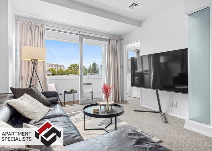  at 130 Anzac Street, Takapuna, North Shore City, Auckland