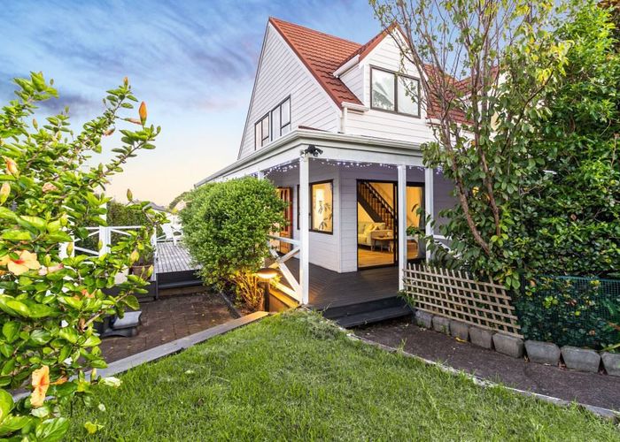  at 44 Polkinghorne Drive, Manly, Whangaparaoa