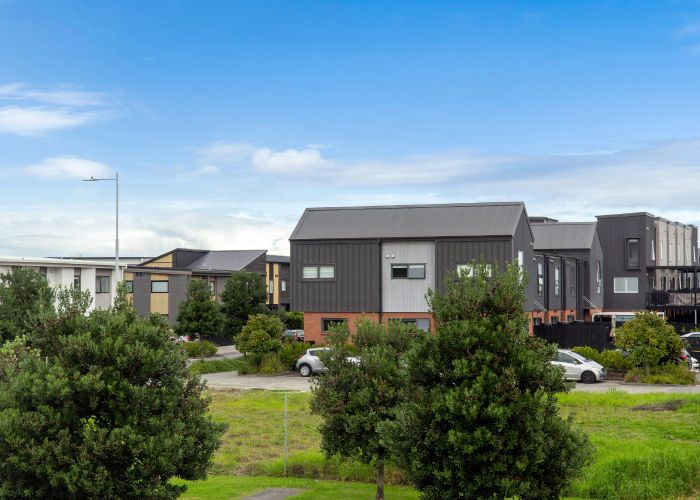  at 32 Waka Moana Drive, Hobsonville, Waitakere City, Auckland