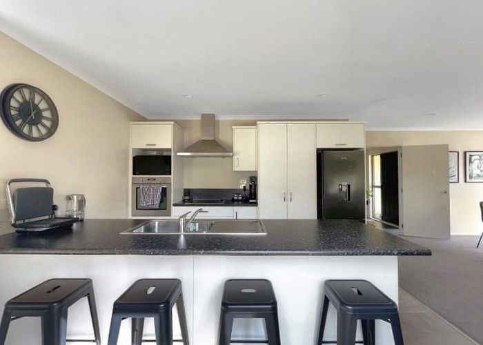  at 8 Braedan Lane, Huntington, Hamilton, Waikato