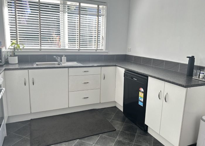  at 16 Clyde Carr Crescent, Timaru, Timaru, Canterbury