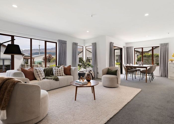  at 8/58 DOUGLAS ST, FRANKTON, QUEENSTOWN