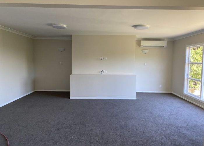  at 15 Pekanga Road, Normandale, Lower Hutt, Wellington