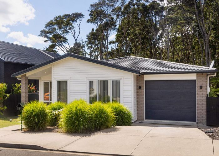 at 20 Greenwoods Close, Titirangi, Waitakere City, Auckland