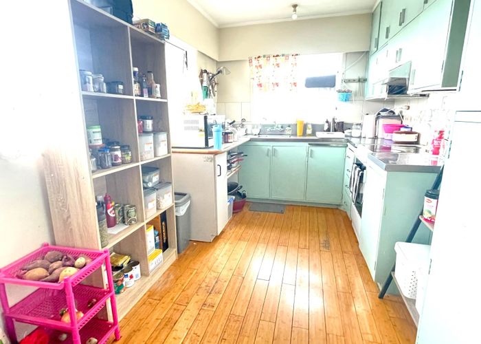  at 4/42 Wintere Road, Papatoetoe, Auckland