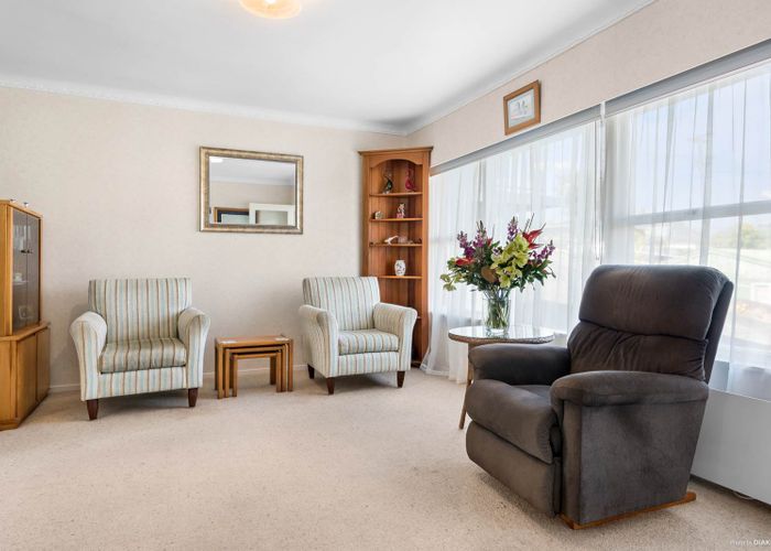  at 2/7 Cheltenham Road, Devonport, Auckland