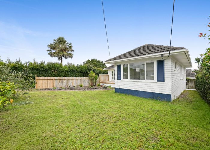  at 77 Farquhar Road, Glendene, Waitakere City, Auckland