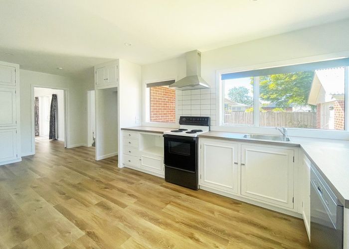  at 18 Farrington Avenue, Bishopdale, Christchurch City, Canterbury