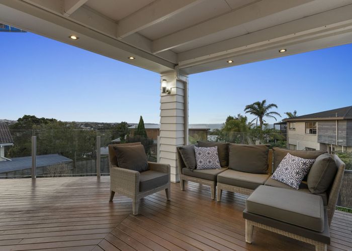  at 1/164 Aberdeen Road, Campbells Bay, North Shore City, Auckland