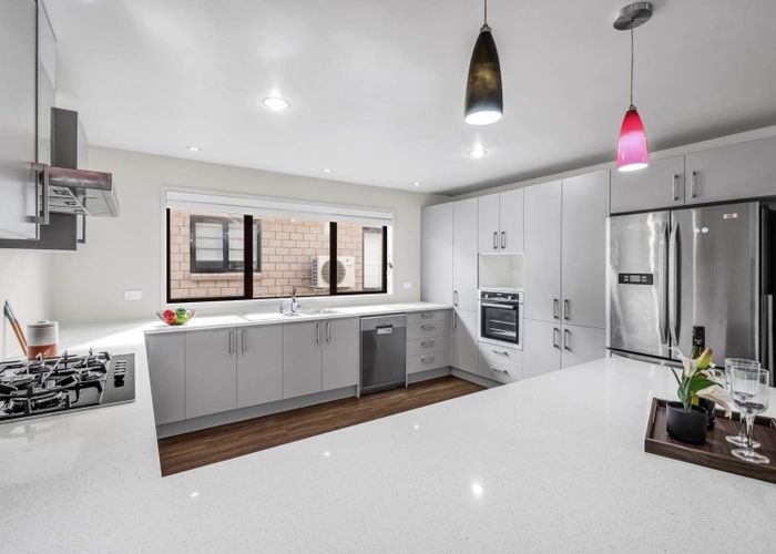  at 22  Bartells Drive, Goodwood Heights, Manukau City, Auckland