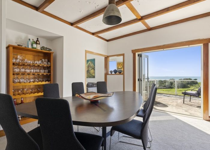 Free property data for 2 Record Street, Fitzroy, New Plymouth homes.co.nz