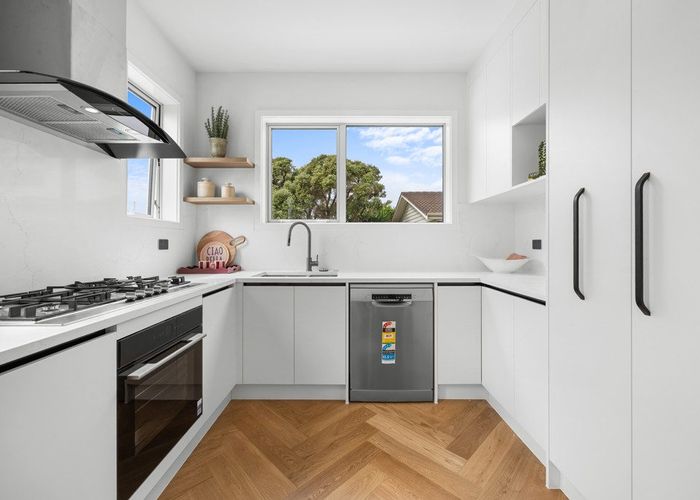  at 6A-D Jane Gifford Place, Half Moon Bay, Manukau City, Auckland