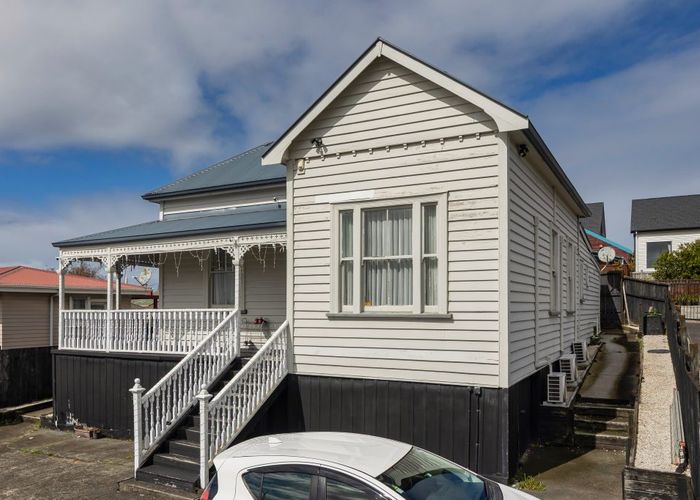  at Blockhouse Bay, Auckland City, Auckland