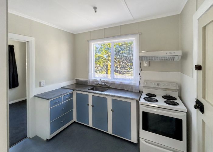 at 2/304 Featherston Street, City Centre, Palmerston North, Manawatu / Whanganui