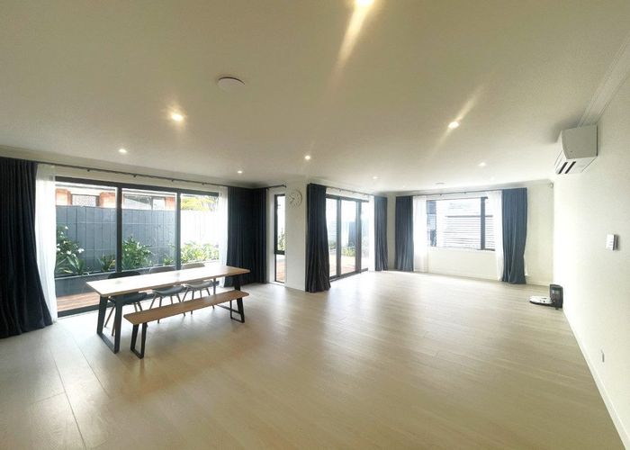  at 16A William Ave, Greenlane, Auckland City, Auckland