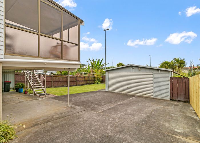  at 23 Whittle Place, New Windsor, Auckland