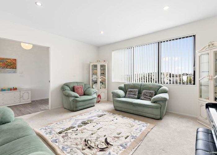  at 21 Maple Lane, Huapai, Kumeu