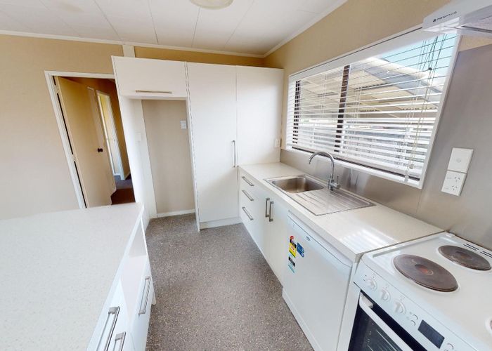  at 126 Roberts Line, Kelvin Grove, Palmerston North