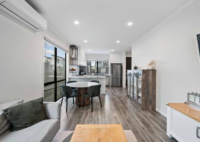  at 94 Bellbird Street, Papakura, Papakura, Auckland