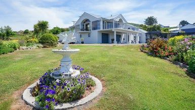  at 31 Ward Parade, Bluff