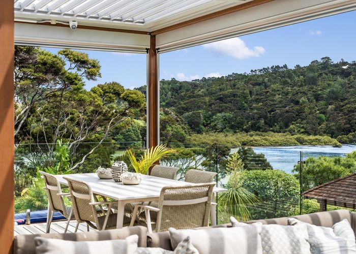  at 14 Oscar Road, Greenhithe, North Shore City, Auckland