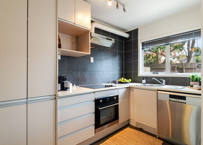  at 14/176 Panama Road, Mount Wellington, Auckland