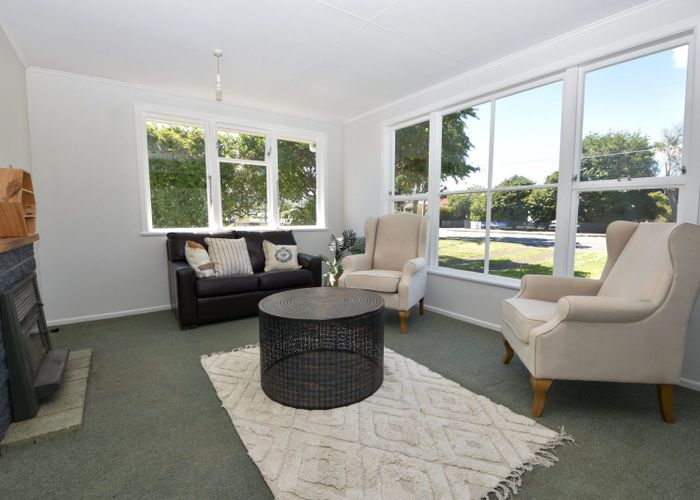  at 20 Moreton Road, Carterton