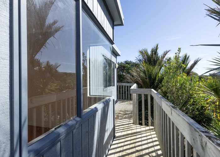  at 19 Rayner Road, Piha, Waitakere City, Auckland