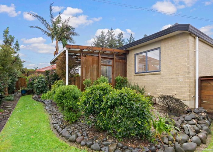  at 198D Hill Road, Manurewa, Auckland