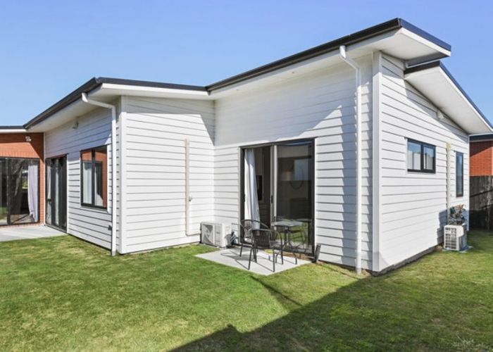  at 17 Medway Place, Chartwell, Hamilton