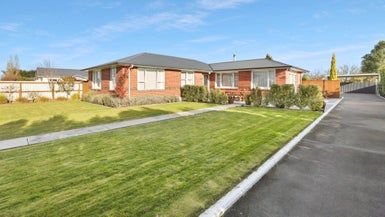  at 72 Beach Road, Hampstead, Ashburton