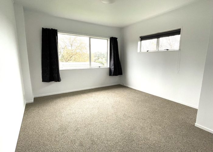  at 2/29 Arlette Place, Massey, Waitakere City, Auckland