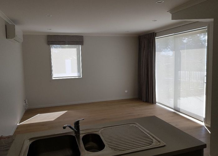  at 2 Patariki Way, Beach Haven, North Shore City, Auckland