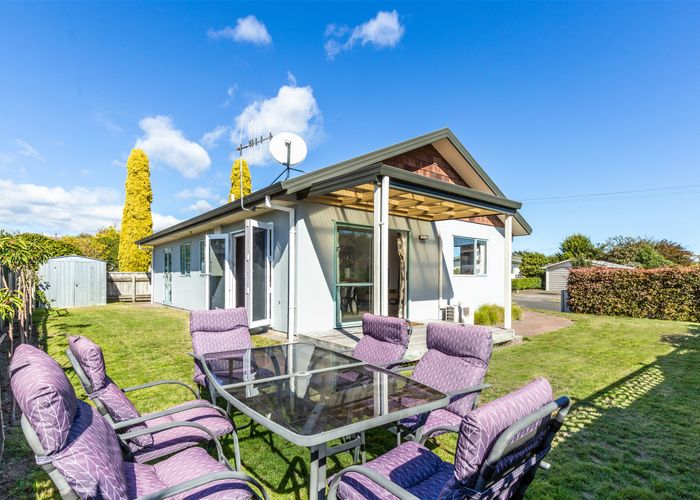  at 4 Aubrey Crescent, Rainbow Point, Taupo