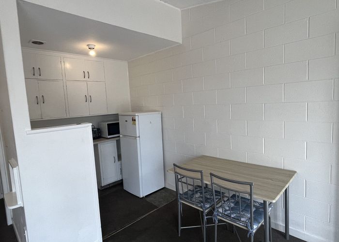  at 10/258 Broadway Avenue, City Centre, Palmerston North, Manawatu / Whanganui